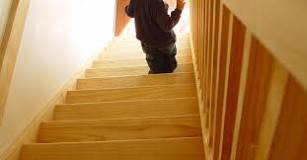 ¿Qué tipo de escalera es más segura?
