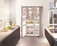 ¿Qué distancia debe haber entre la estufa y el refrigerador?