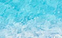 ¿Cómo mantener el agua de una piscina temperada?