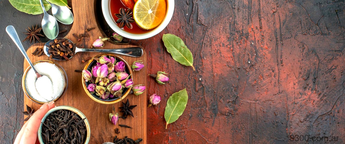 ¿Para qué sirve realmente el té de laurel y clavo de olor?